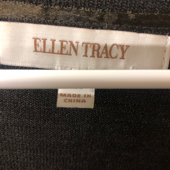 Ellen Tracy V Neck sweater - Picture 2 of 4